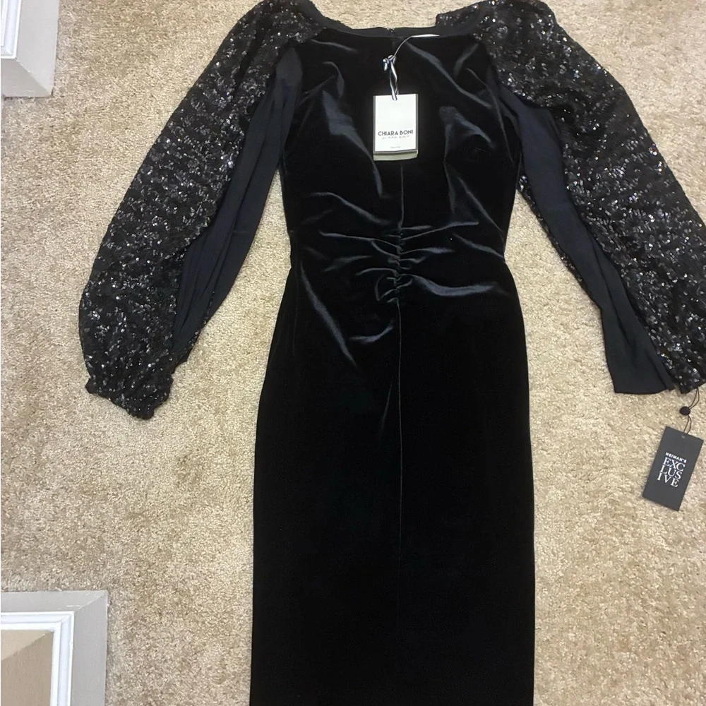 Chiara Boni velvet sheath sequin sleeve dress - Picture 2 of 2